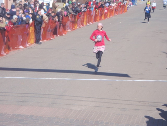 10 To Compete In International Pancake Race