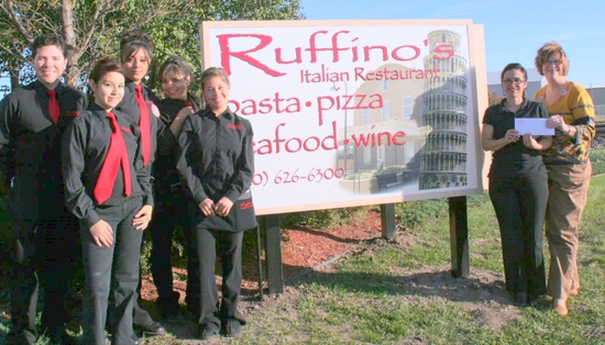 Ruffino’s Presents Check To United Way