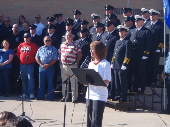 Liberal Community Gathers for Patriot’s Day