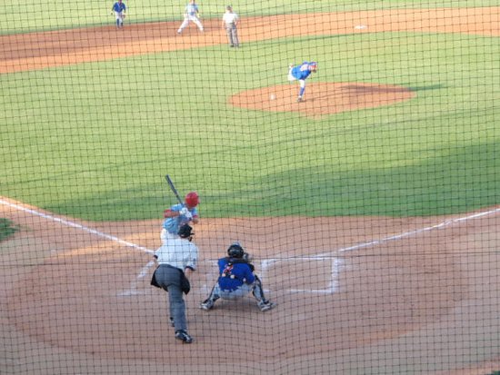 Bee Jays Hold Down Hays