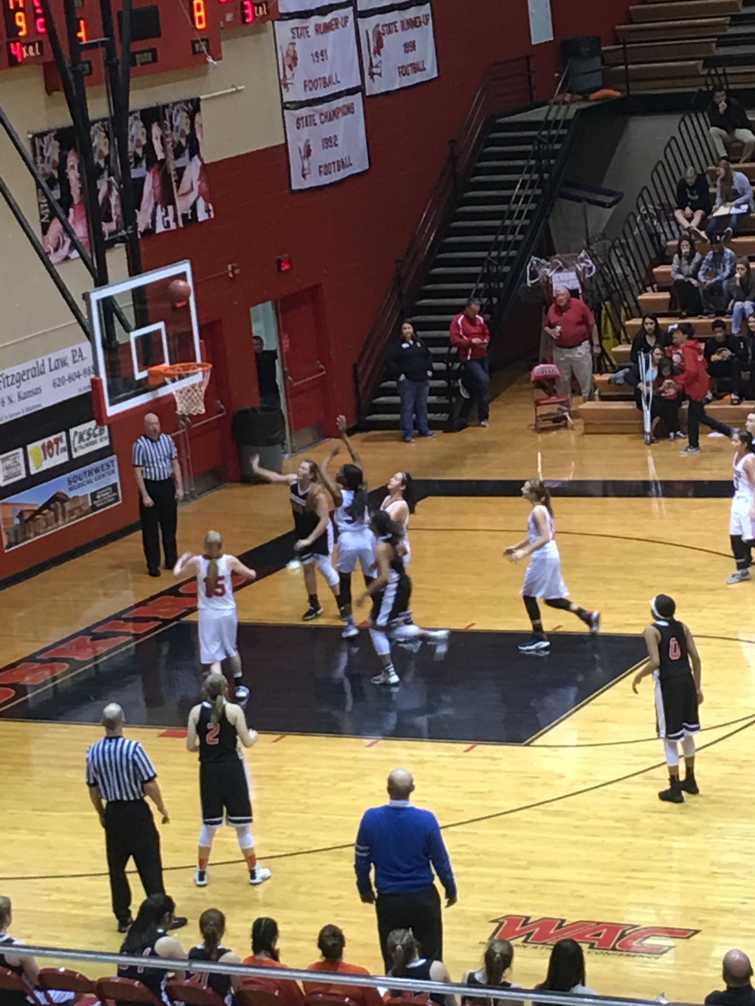 Lady Skins Sizzle in Second Half