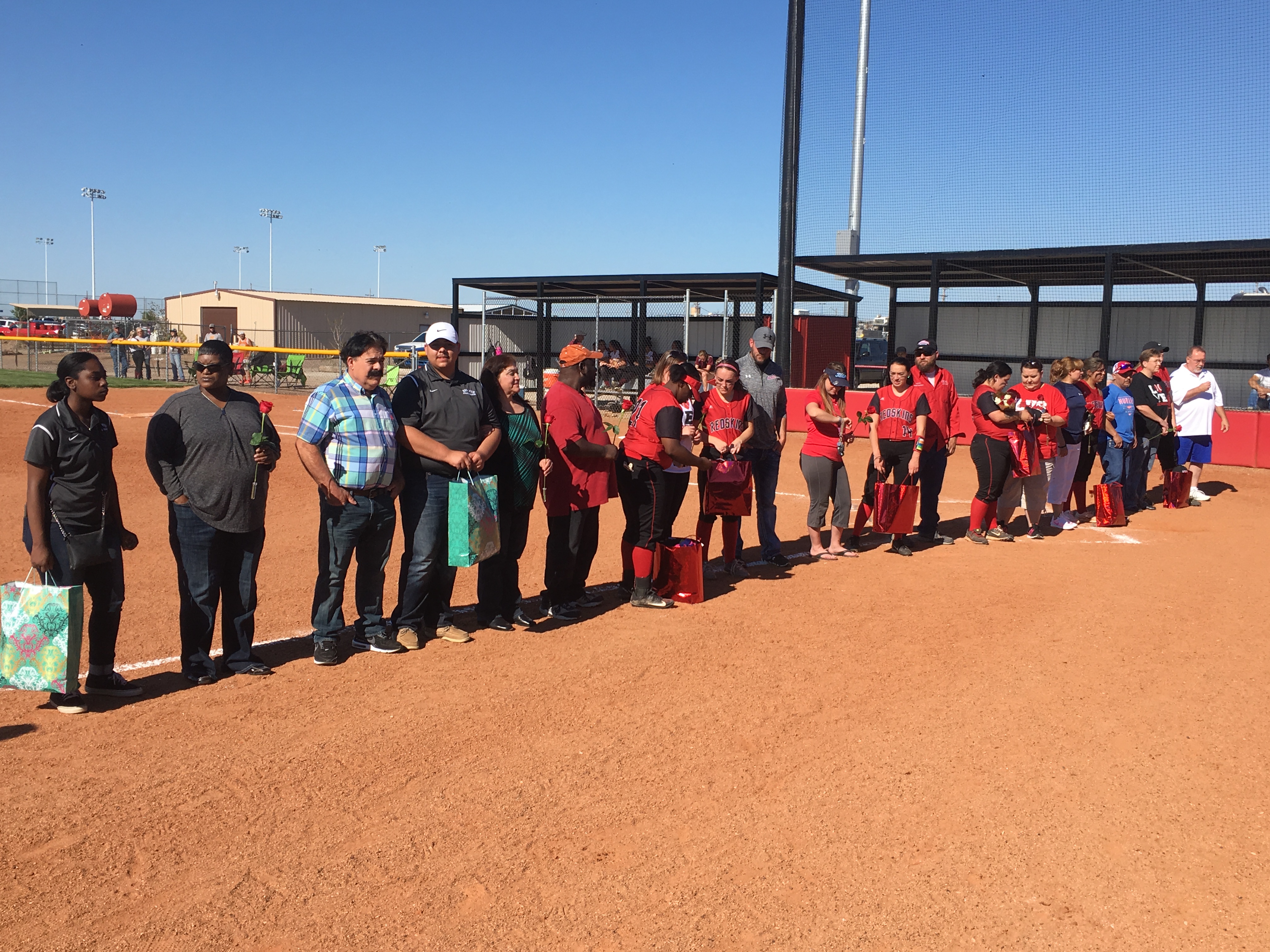LHS Softball Sends Out Seniors with Sweep