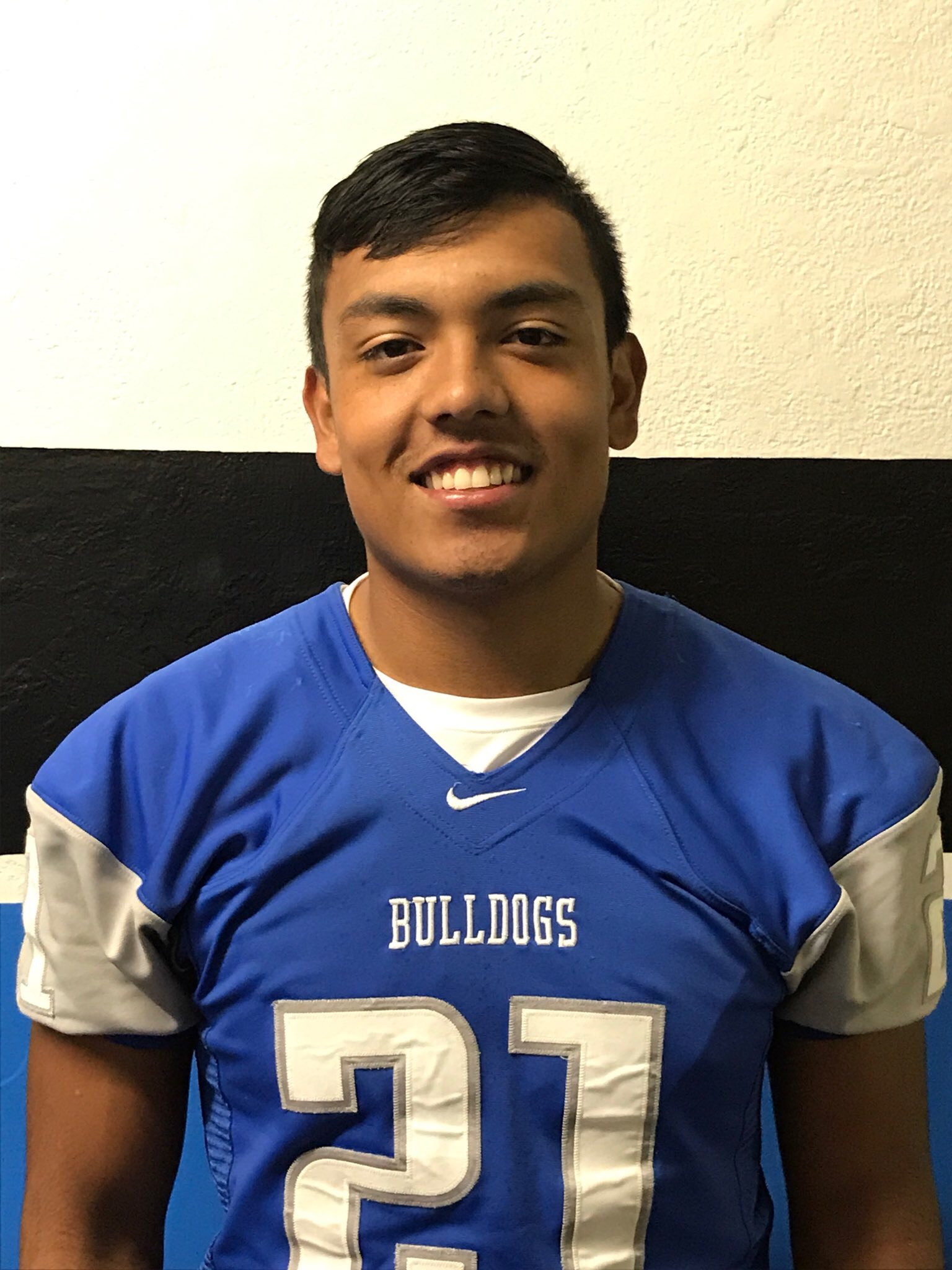 Hooker’s Isahi Vargas Wins Billy’s 10 Best Scholarship