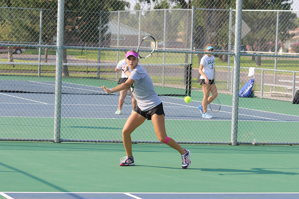 Seward Tennis Dominates NMMI Invite