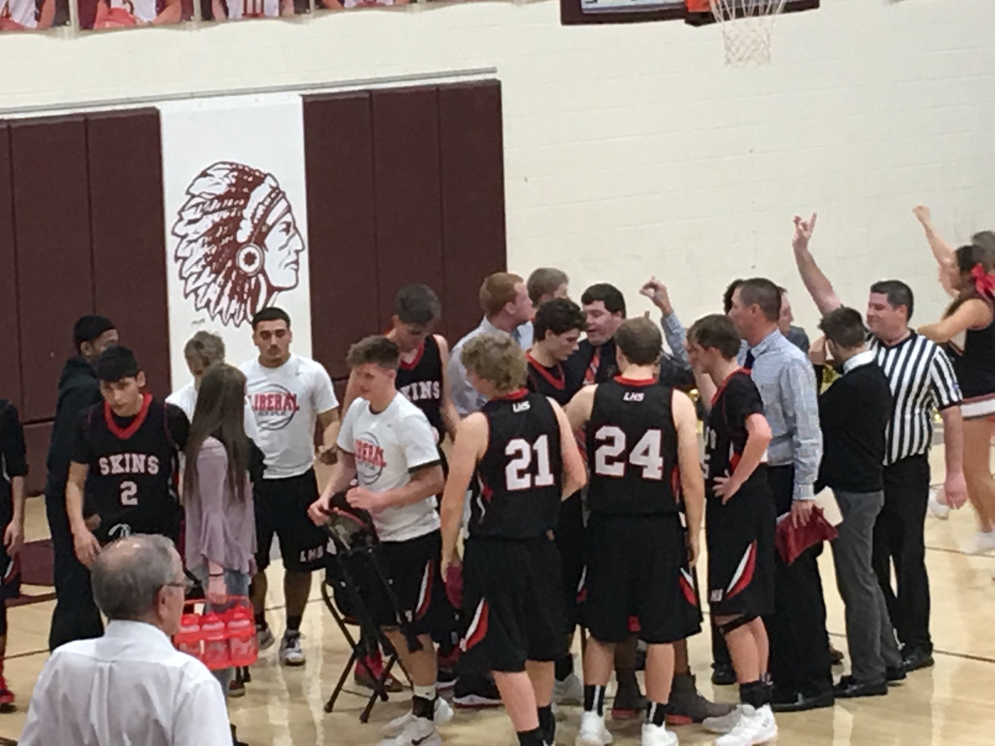 Hays Handles Redskins