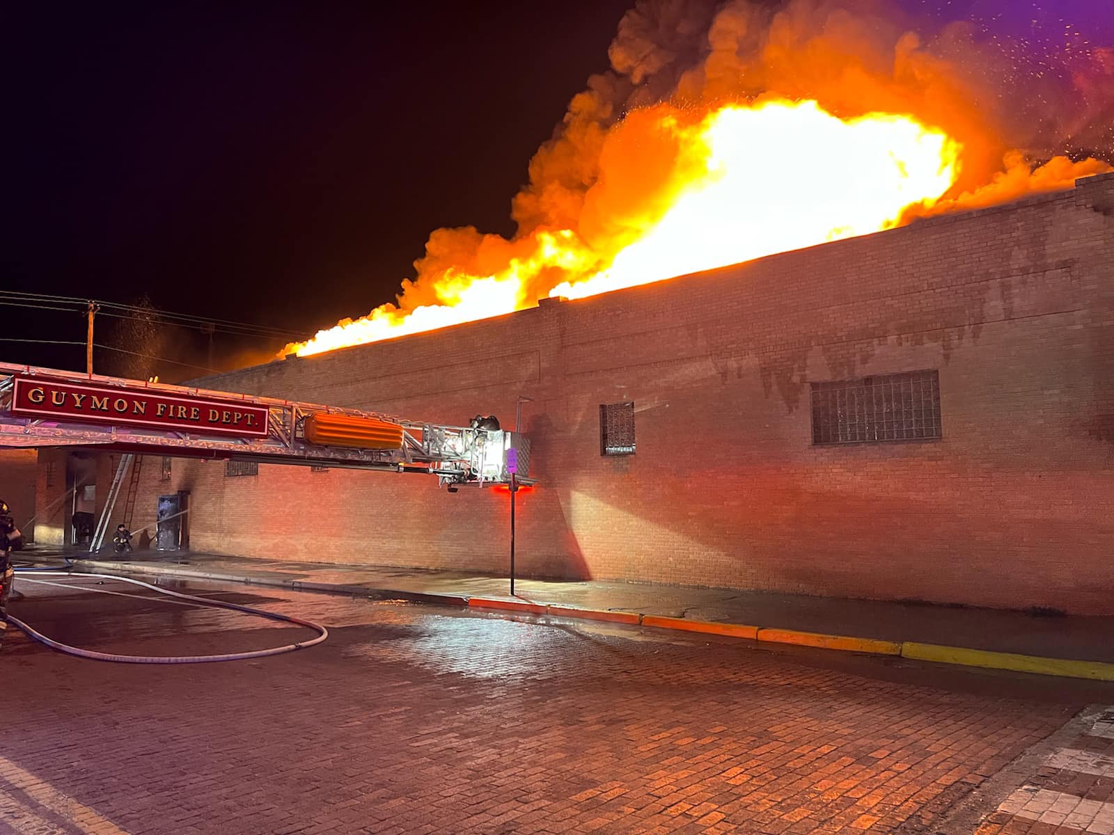 Early Sunday Morning Building Fire in Guymon