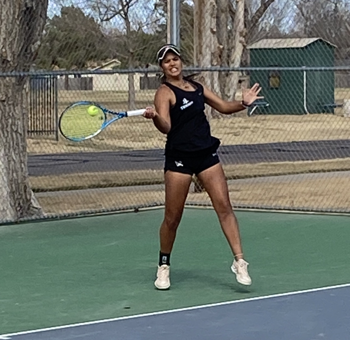 Barton Sweeps Seward Tennis in Liberal