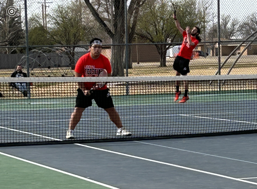 Liberal and Meade Tie for First in Tennis Opener