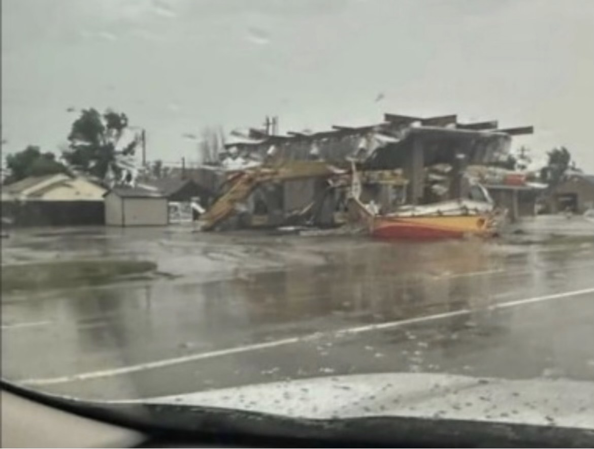 Wind Damage in Liberal